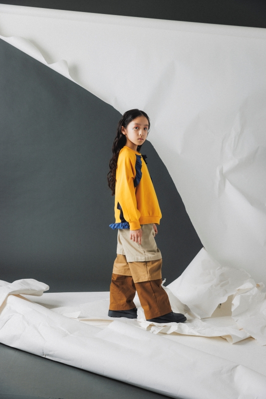 日本伊努伊努 圓弧荷葉邊上衣 大人款 3色