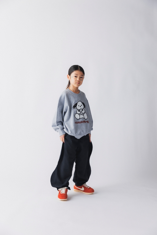 日本伊努伊努  手繪感inuinu刺繡大學T 大人款 3色