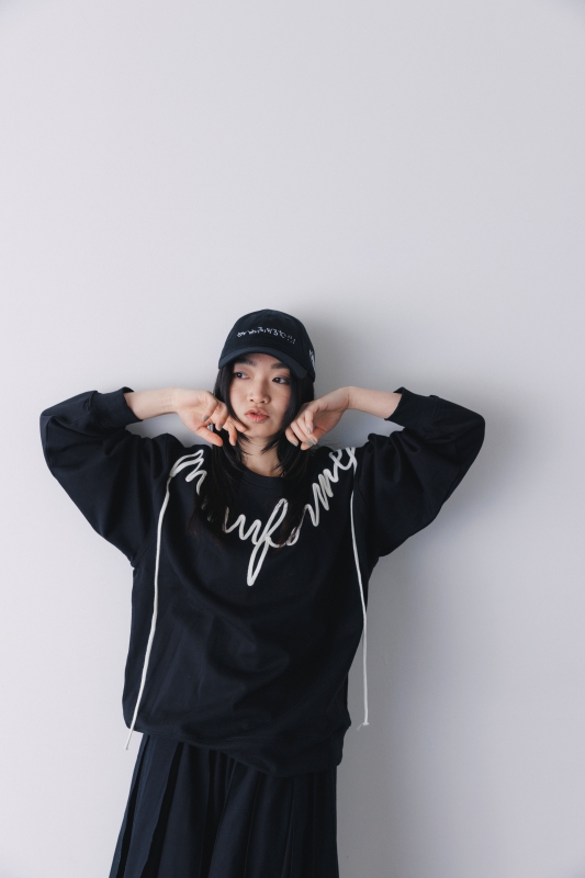 日本伊努伊努 立體繩繡大學T 大人款 3色