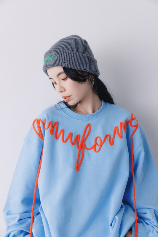 日本伊努伊努 立體繩繡大學T 大人款 3色