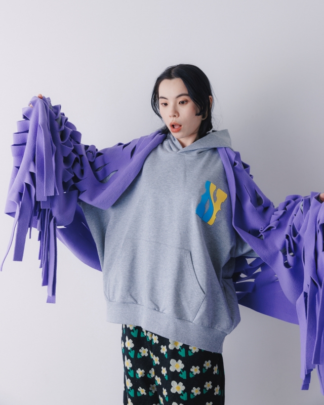 日本伊努伊努 gumigumi N 彩色印花連帽上衣 大人款 3色