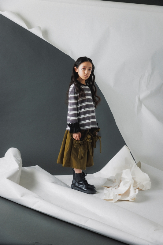 日本伊努伊努 荷葉袖拼接條紋T 大人款 3色