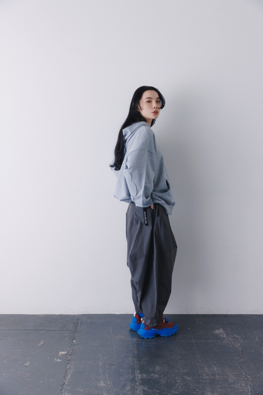 日本伊努伊努 下抓褶圓弧寬褲 大人款 3色