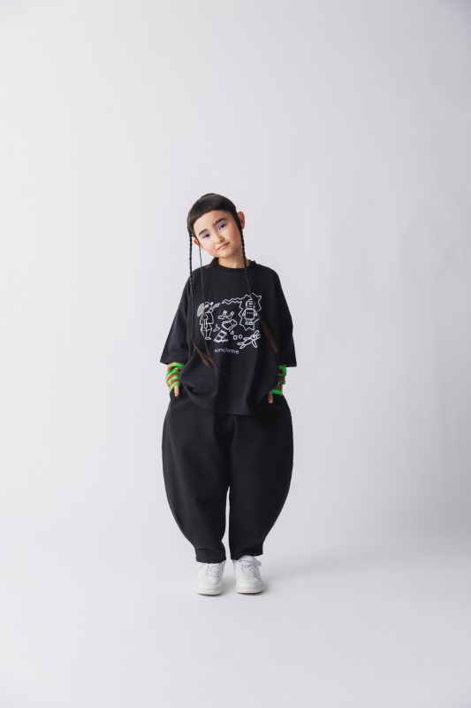 日本伊努伊努 下抓褶圓弧寬褲 大人款 3色