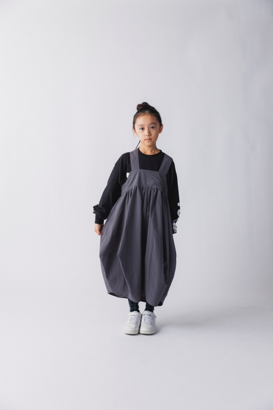 日本伊努伊努 立體氣球吊帶洋 大人款 2色