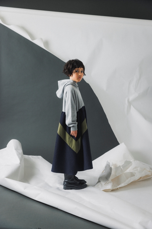 日本伊努伊努 斜拼接連帽洋 大人款 3色