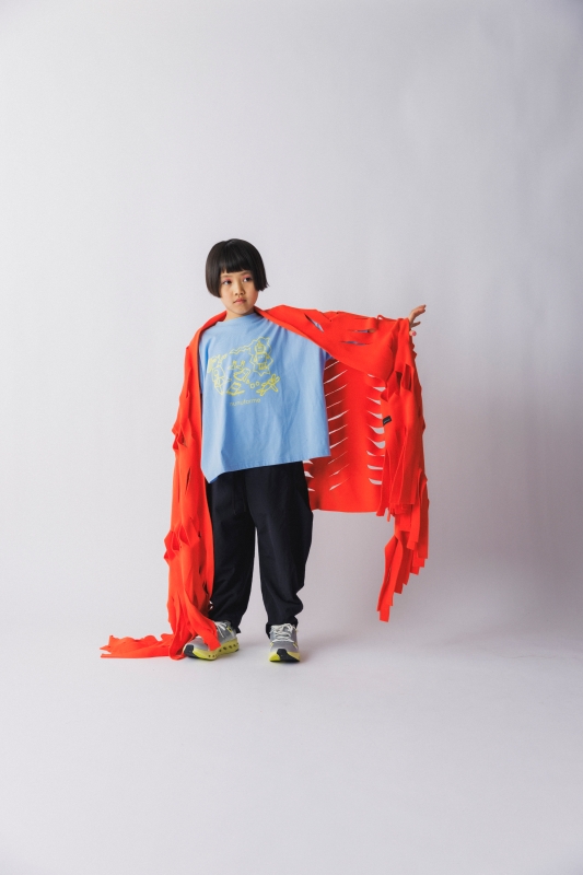 日本伊努伊努 剪紙抓皺立體圍巾 4色