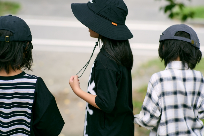 日本伊努伊努 拼接條紋上衣 3色 大人款
