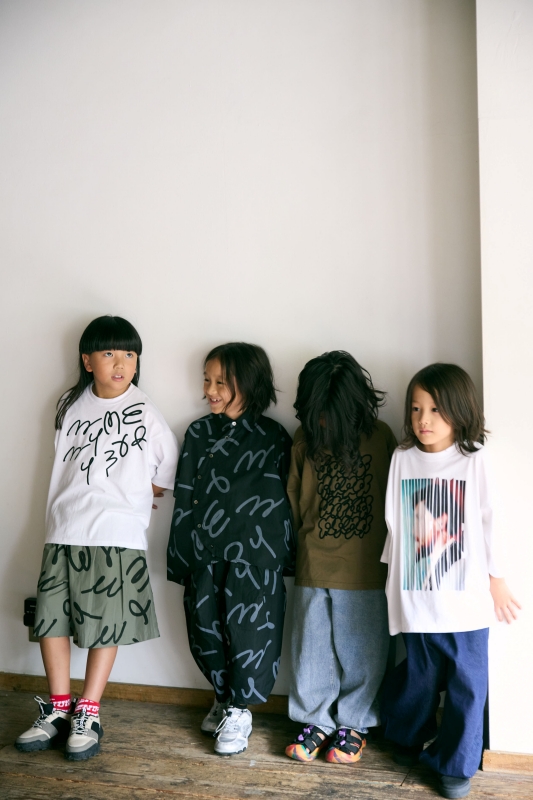 日本伊努伊努 藝術拼貼條紋上衣 3色 大人款