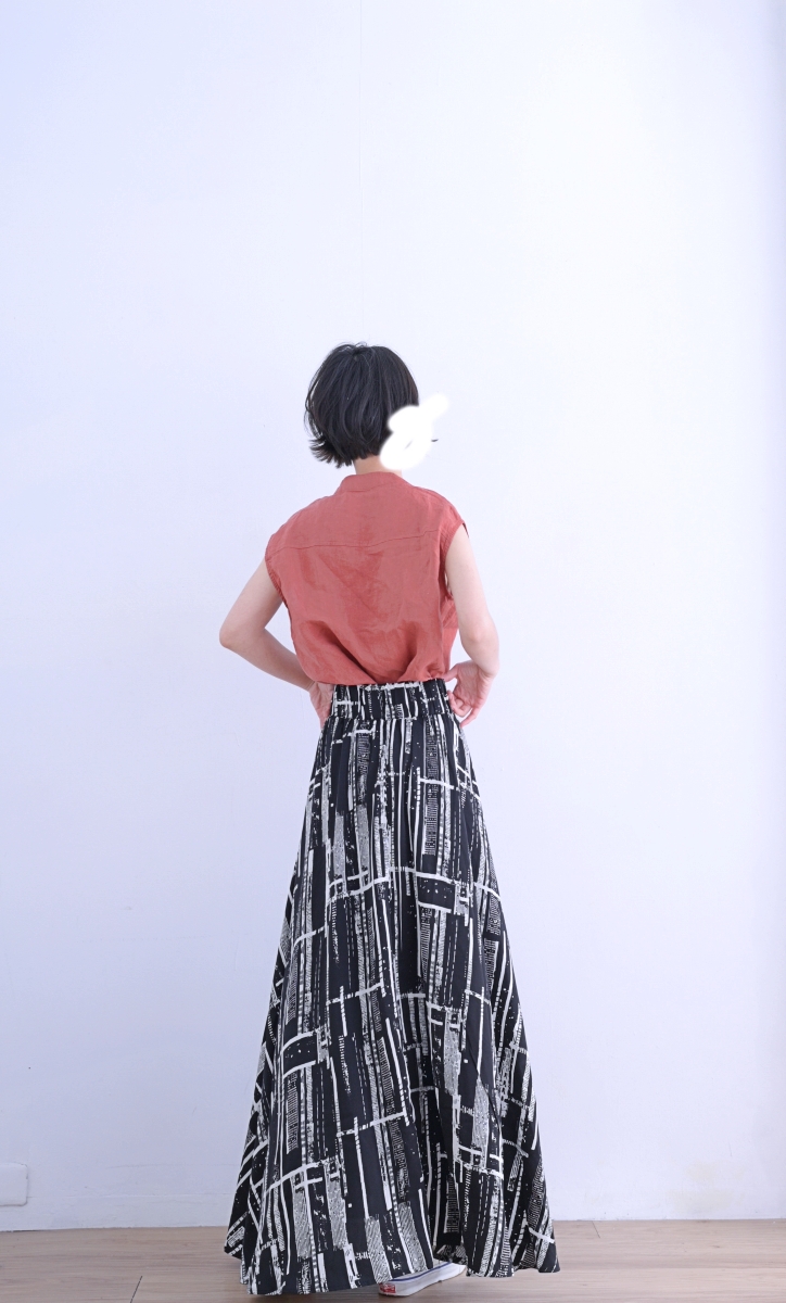 韓 雙釦幾何線條長裙 2色 size