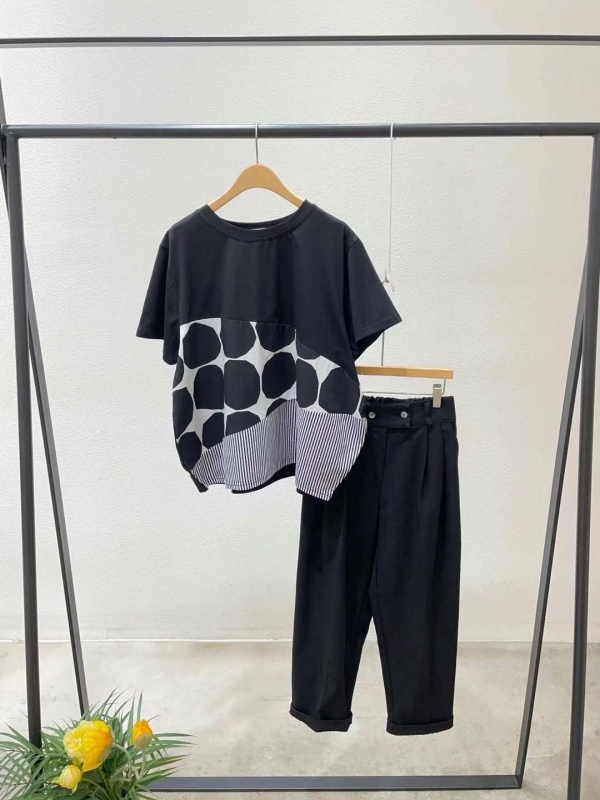 韓 點點拚條上衣 2色 size