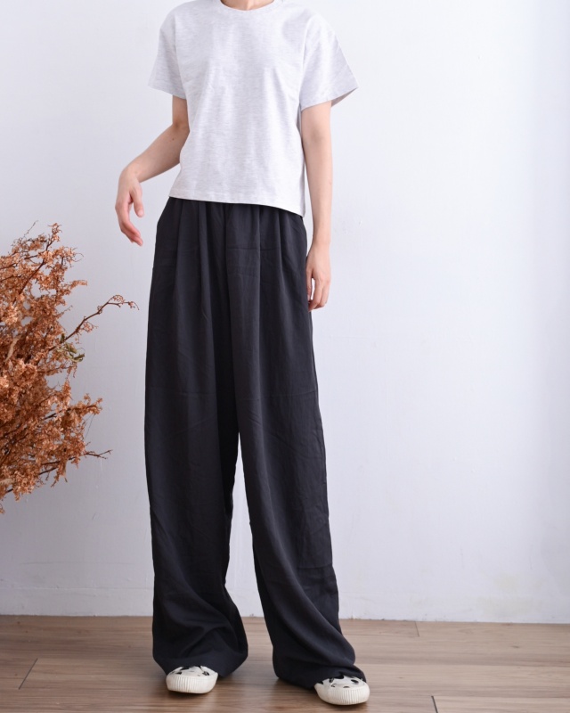 韓 短版素色上衣 4色 size