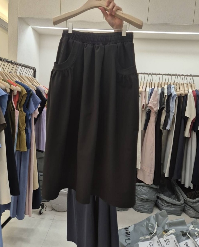 韓 口袋抓褶長裙 3色 size