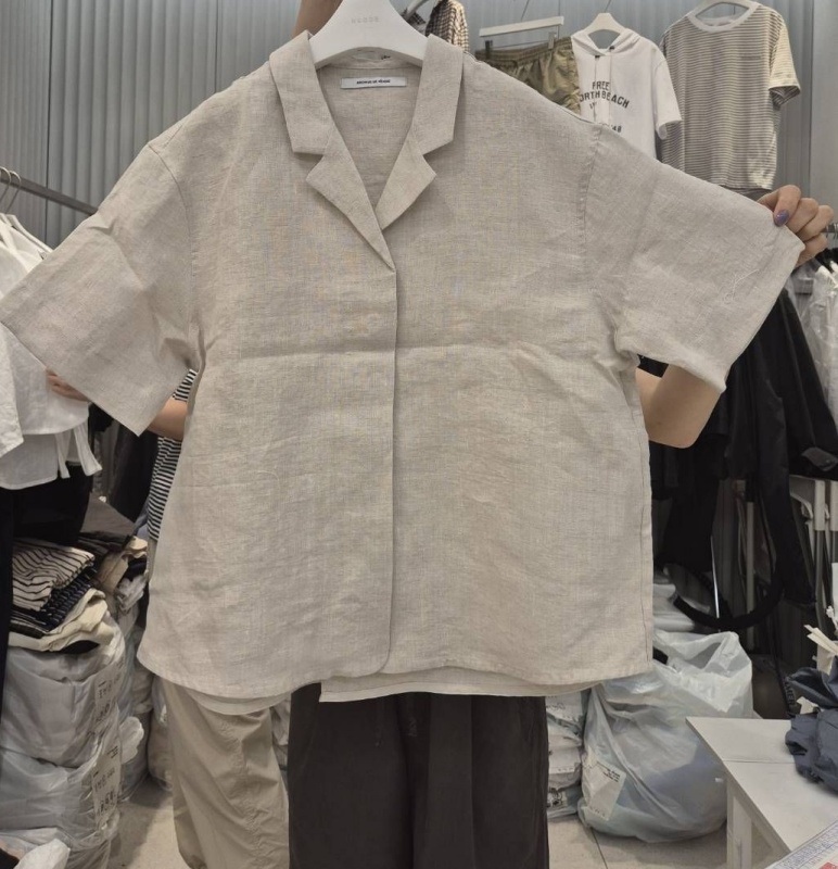韓 三扣麻料有領短版外套 size