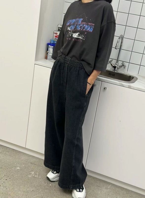 韓 七分袖英文字上衣 3色 size