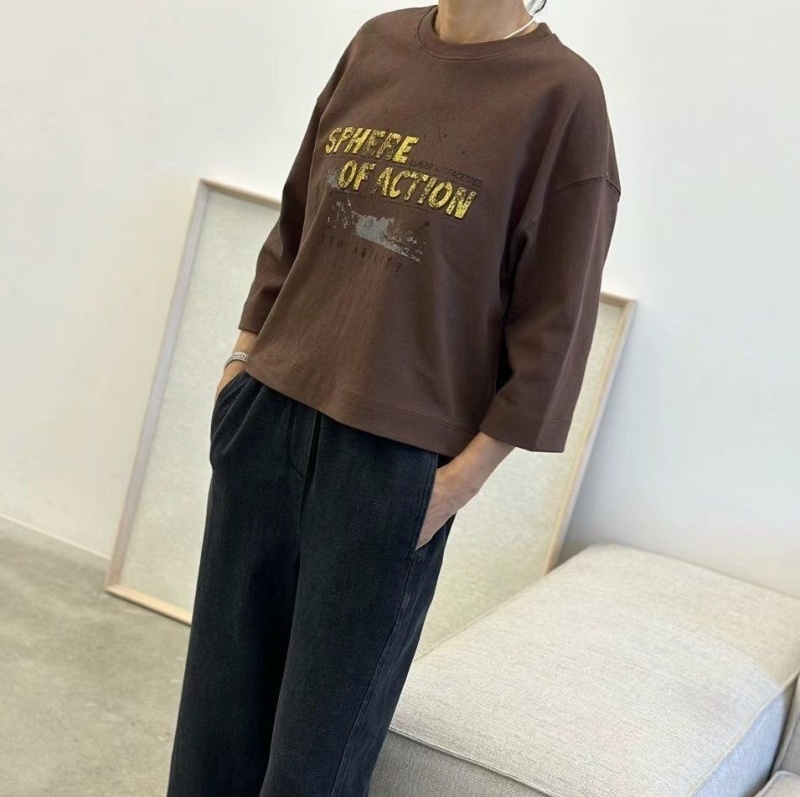 韓 七分袖英文字上衣 3色 size