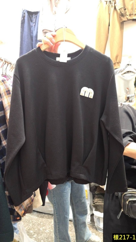 韓 前抓褶M上衣 3色 size