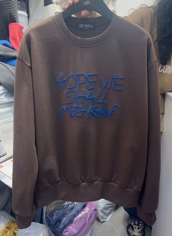 韓 線條英文字上衣 3色 size