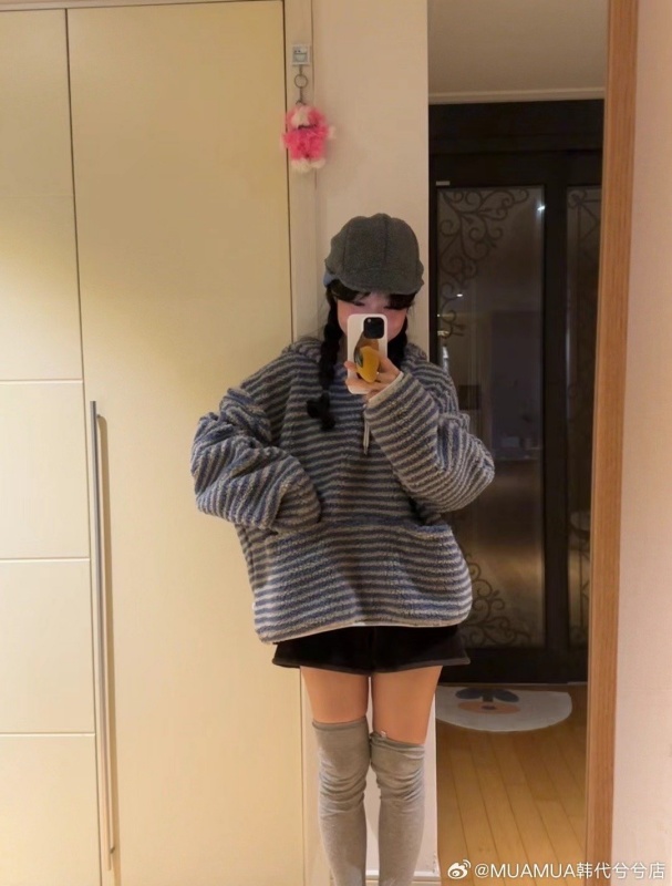 韓 毛毛條文連帽上衣 2色 size