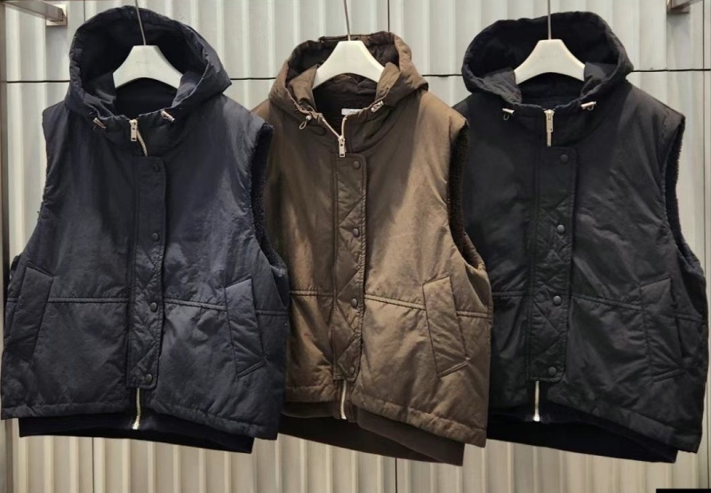 韓 鋪棉拉鍊連帽背心 3色 size