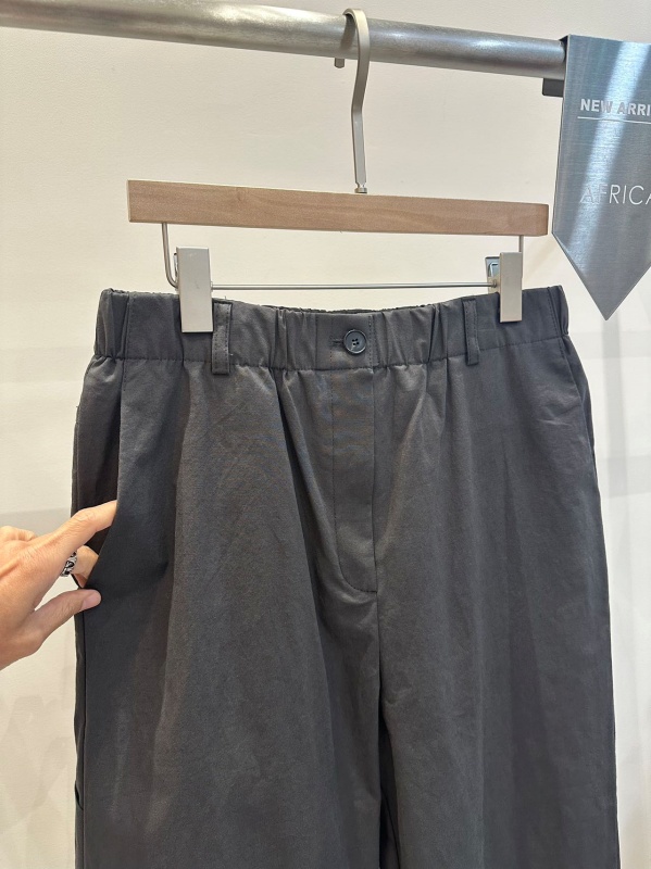 韓 後腰鬆緊休閒褲 3色 size