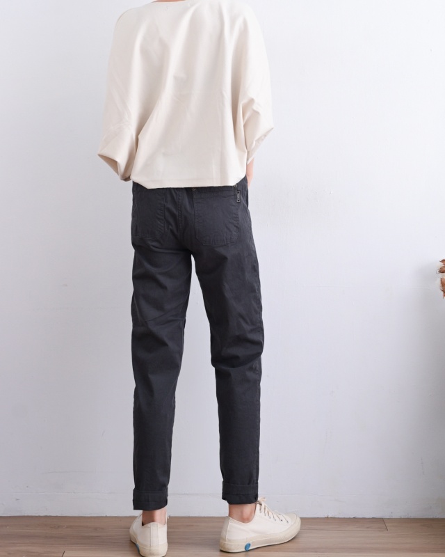 韓 基本款素色休閒褲 3色 size