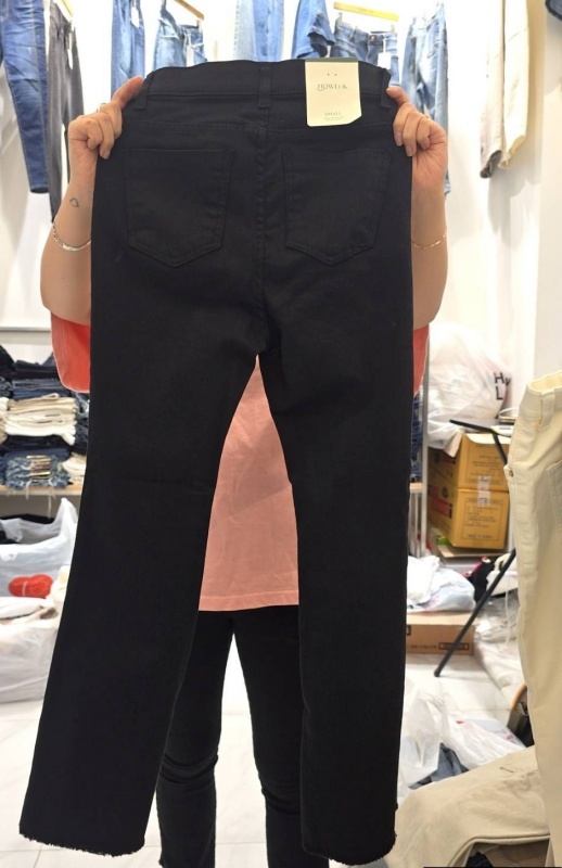 韓 褲管鬚鬚黑牛仔喇叭褲 size
