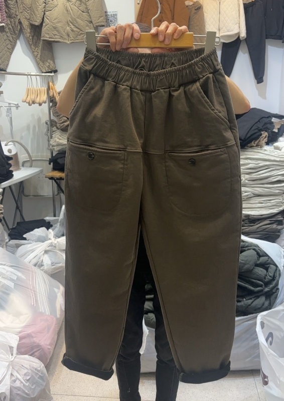 韓 口袋小黑釦休閒褲 3色  size