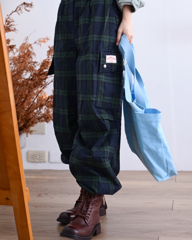 韓 小標格紋可縮口休閒褲 2色 size