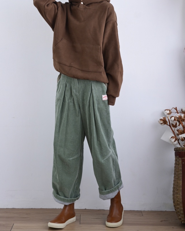 韓 有扣燈心絨寬褲 6色 size