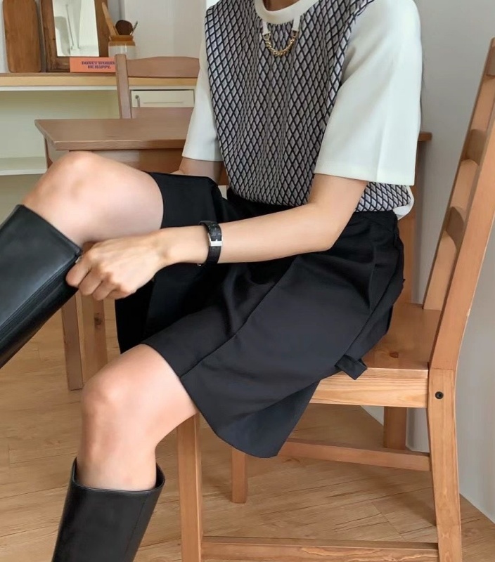 韓 後口袋帶子五分短褲 3色 size