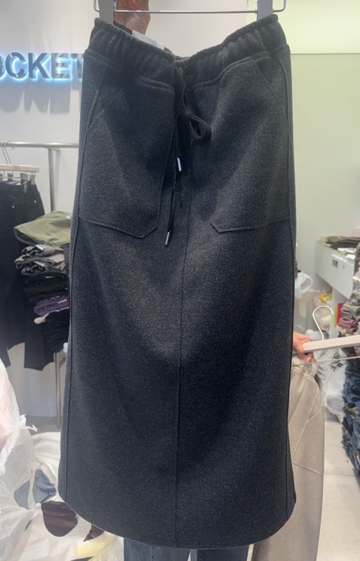 韓 微毛料長裙 2色 size