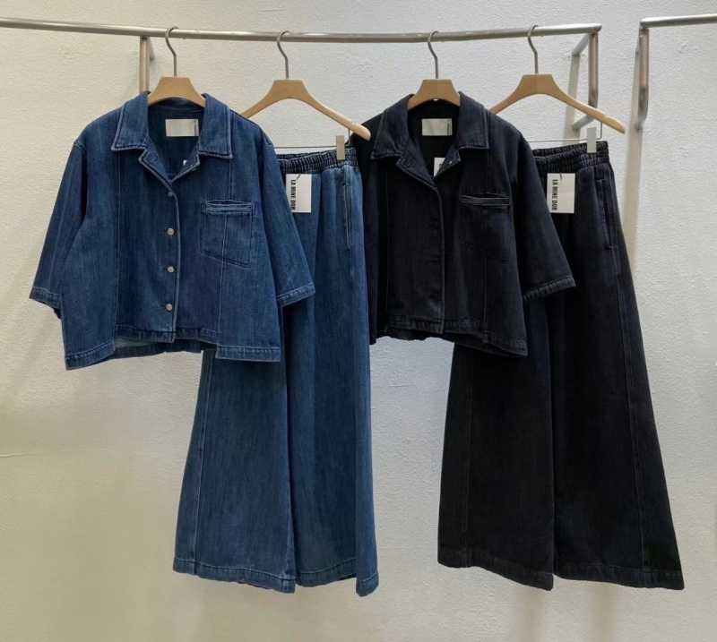 韓 短版寬袖牛仔外套 2色 size