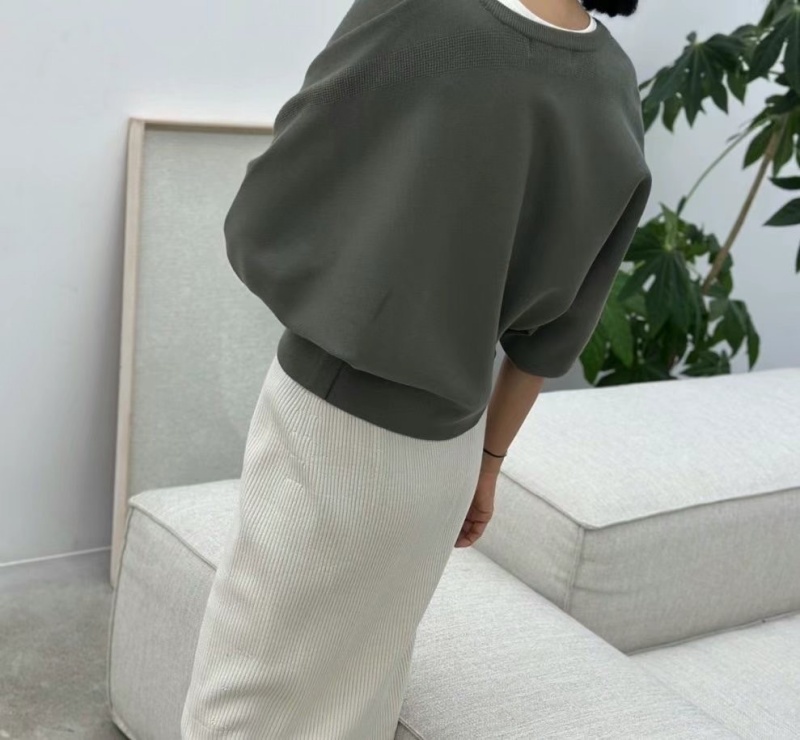 韓 短版針織兩釦外套 4色 size