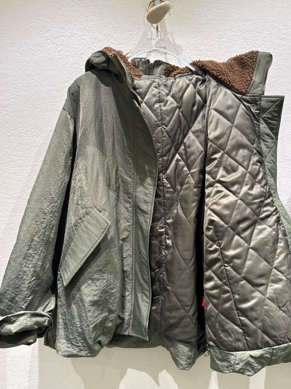 韓 帽拉鍊外套 2色 size
