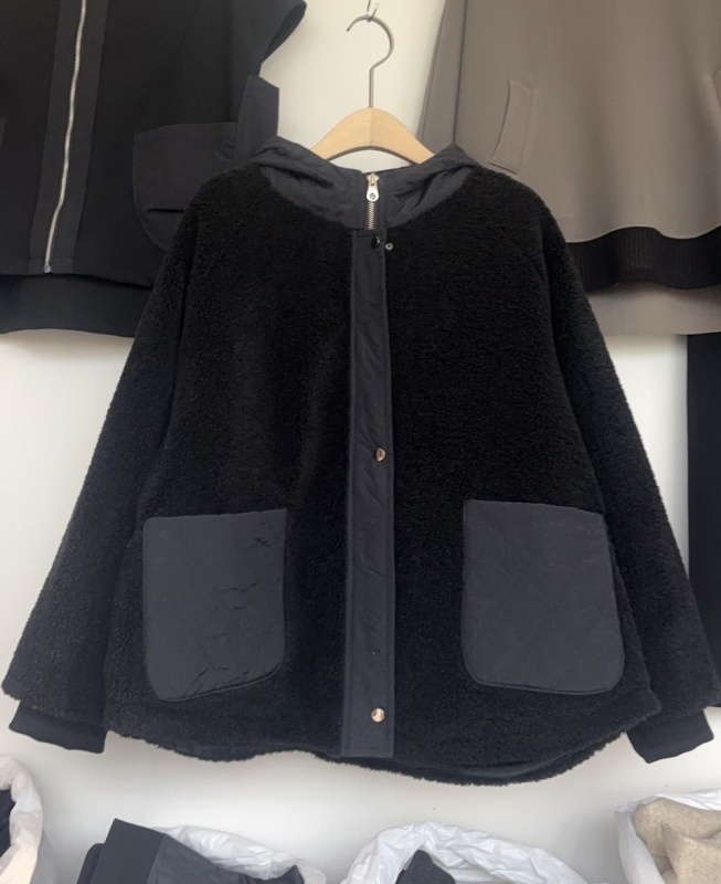韓 毛毛連帽口袋外套 2色 size
