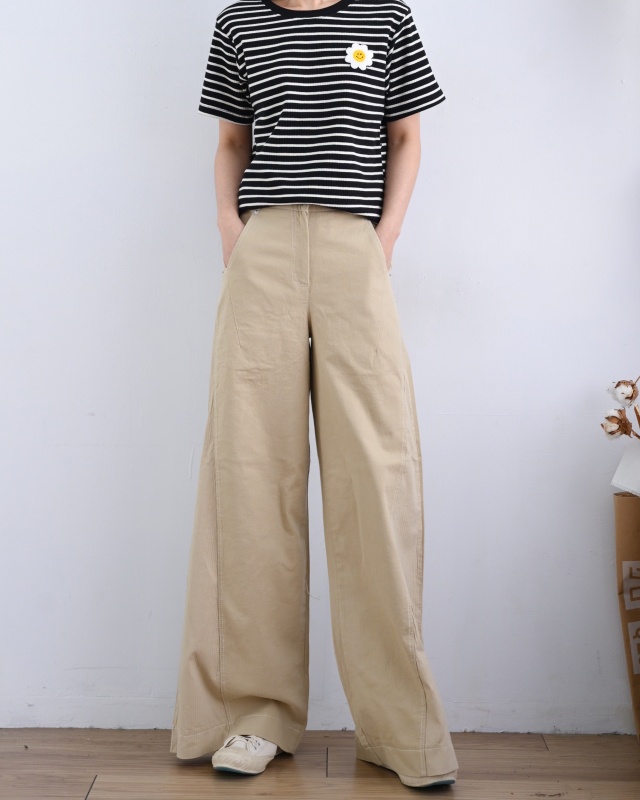 韓 小花條文上衣 size