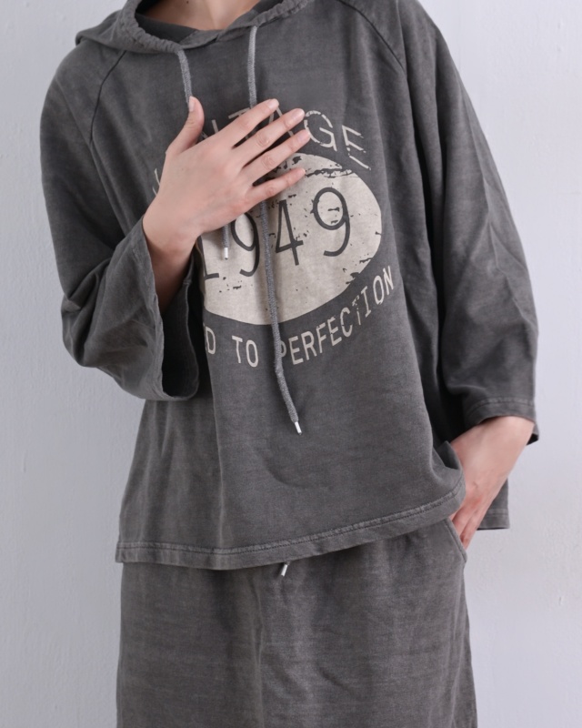 韓 連帽1949洗舊上衣 3色 size