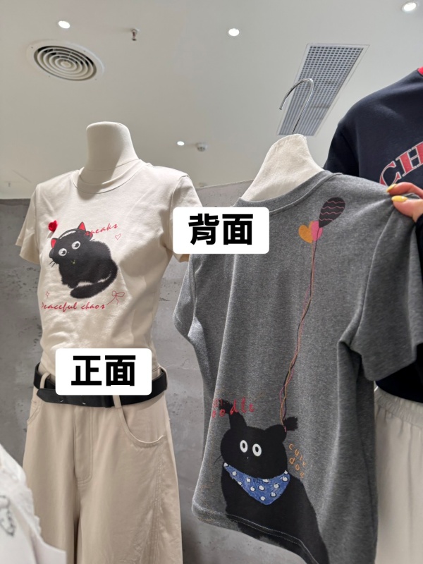 韓 短版貓咪上衣 2色 size