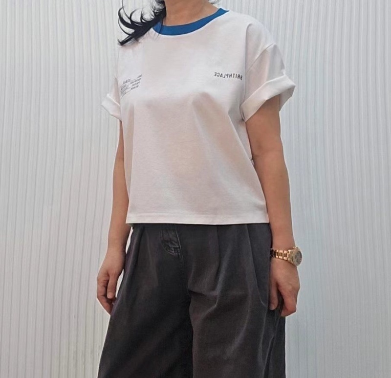 韓 領口配色英文字上衣 2色 size