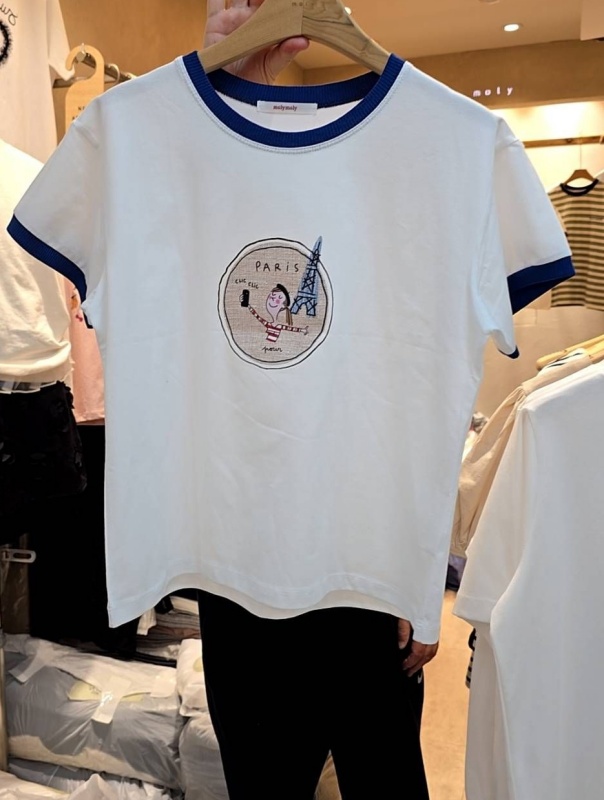 韓 領配色小巴黎鐵塔上衣 2色 size