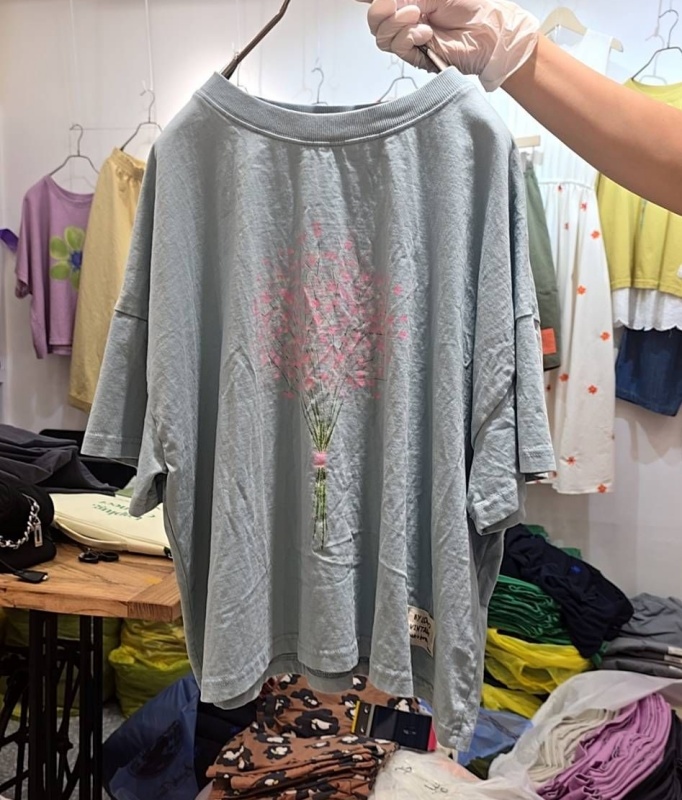 韓 花束上衣 3色 size