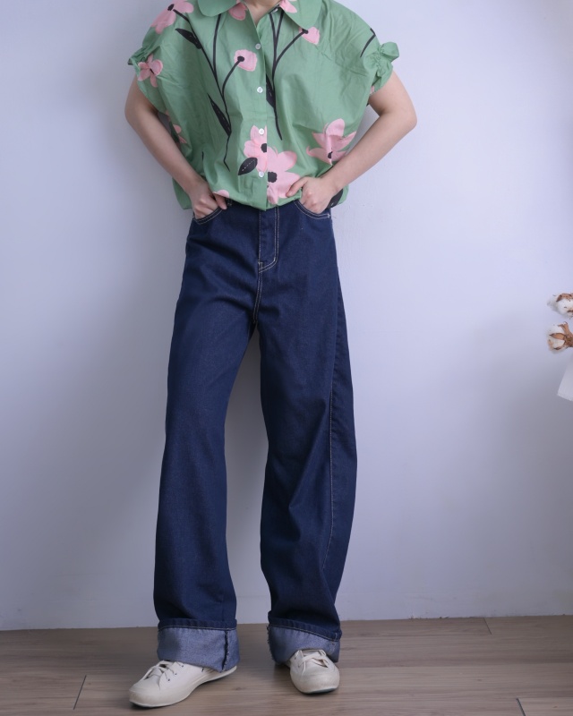 韓 有領下綁帶大花上衣 3色 size