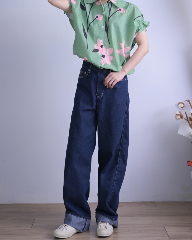 韓 有領下綁帶大花上衣 3色 size