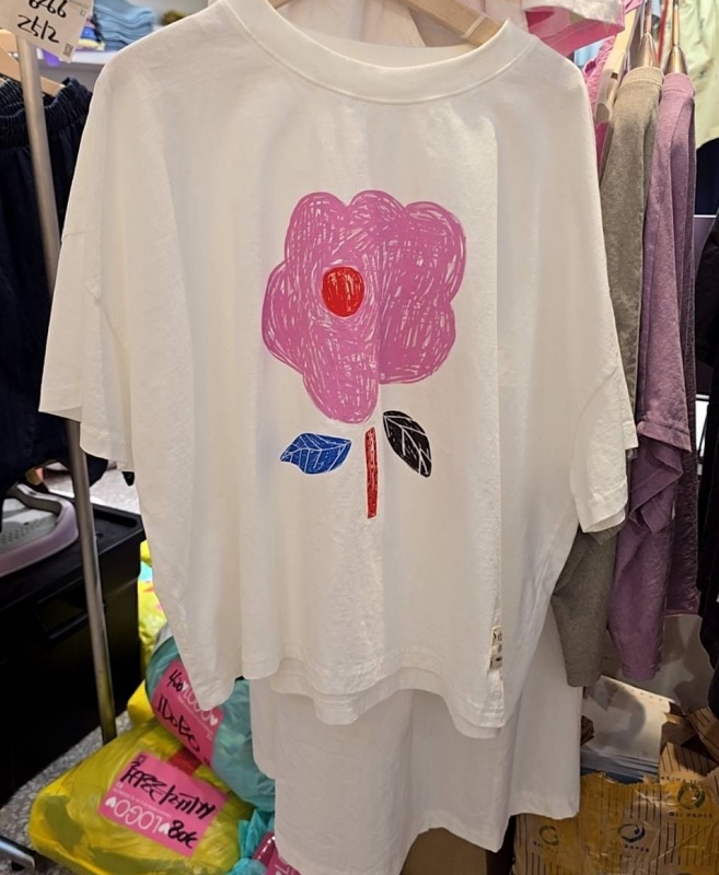 韓 可愛一枝花上衣 3色 size