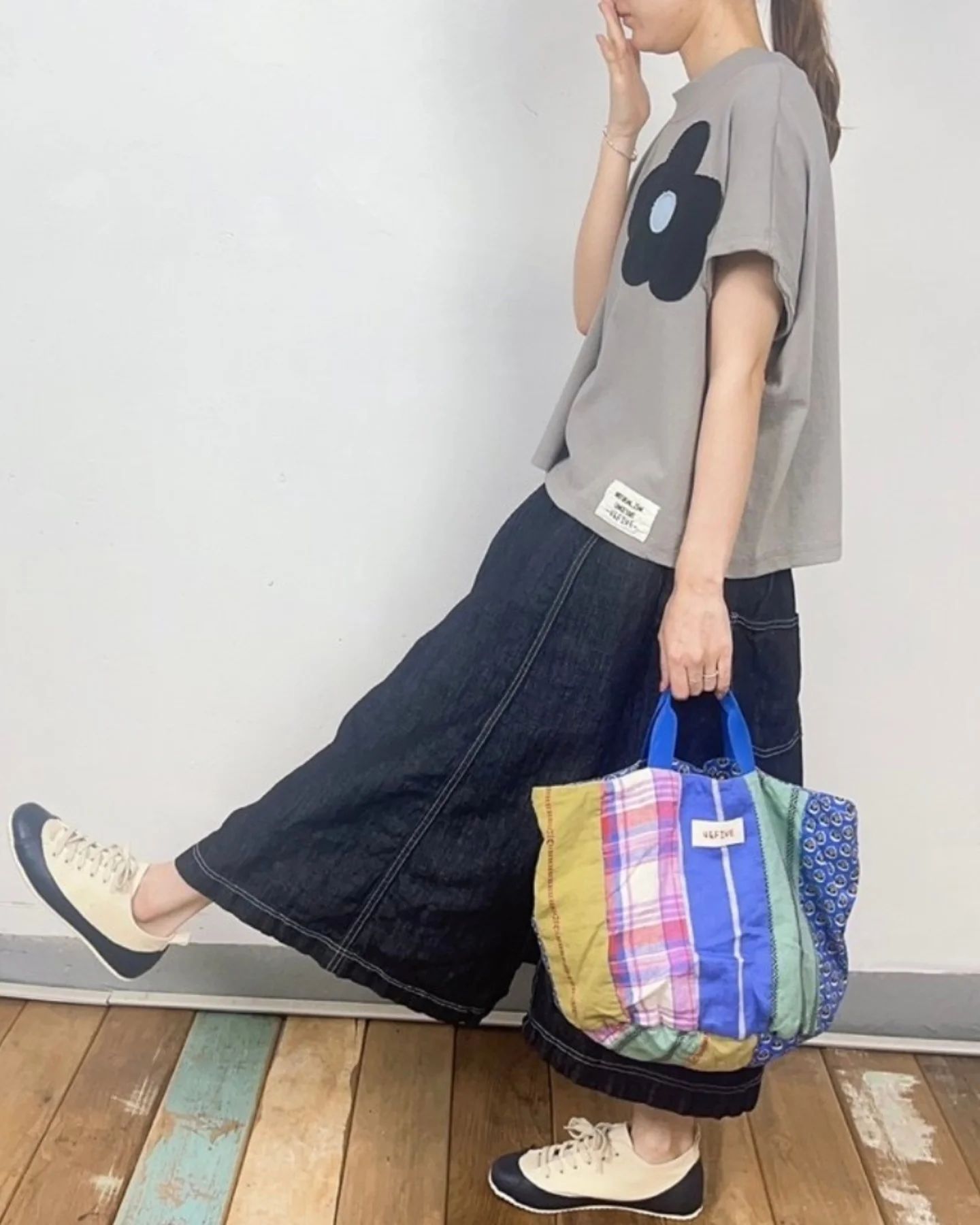 韓 單顆大花上衣 3色 size