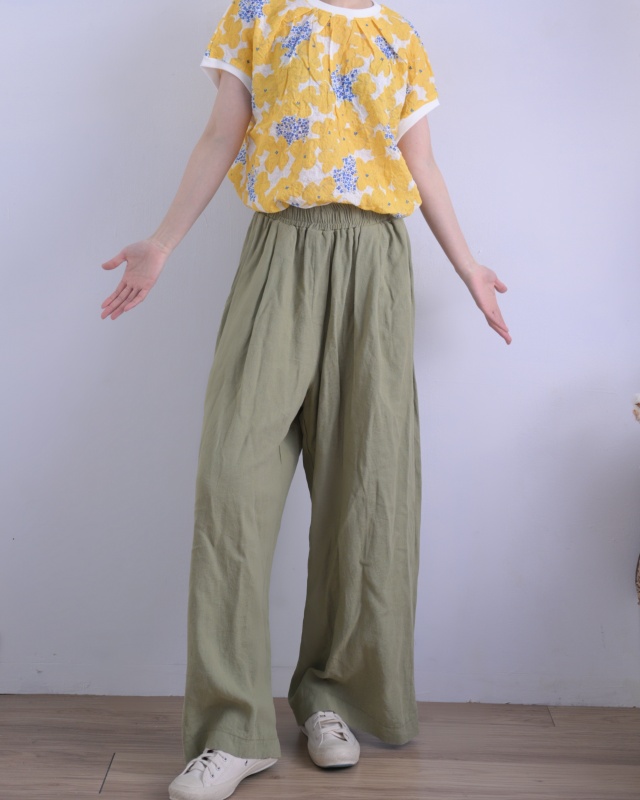 韓 點點花上衣 3色 size