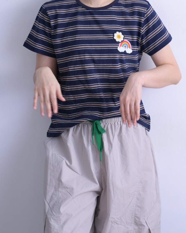 韓 彩虹條文上衣 4色 size