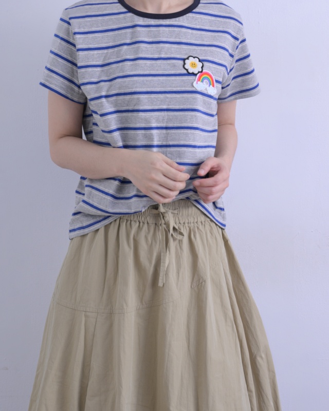 韓 彩虹條文上衣 4色 size