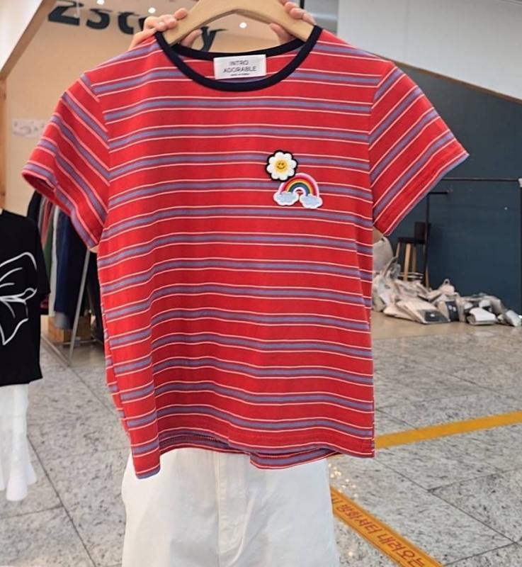 韓 彩虹條文上衣 4色 size